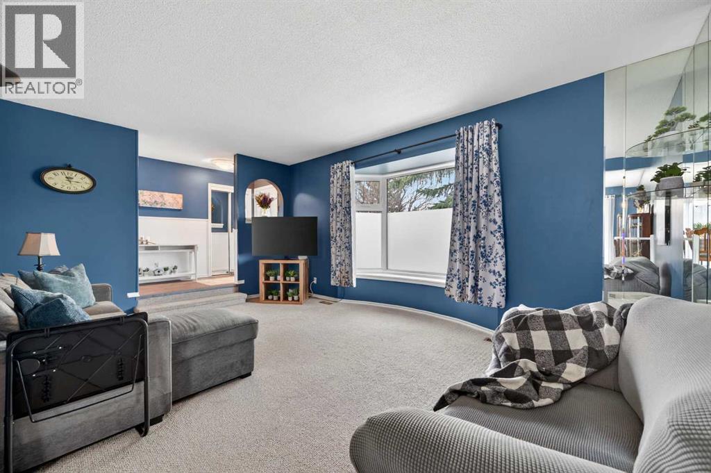 1427 Mccrimmon Drive, Carstairs, Alberta  T0M 0N0 - Photo 7 - A2305032