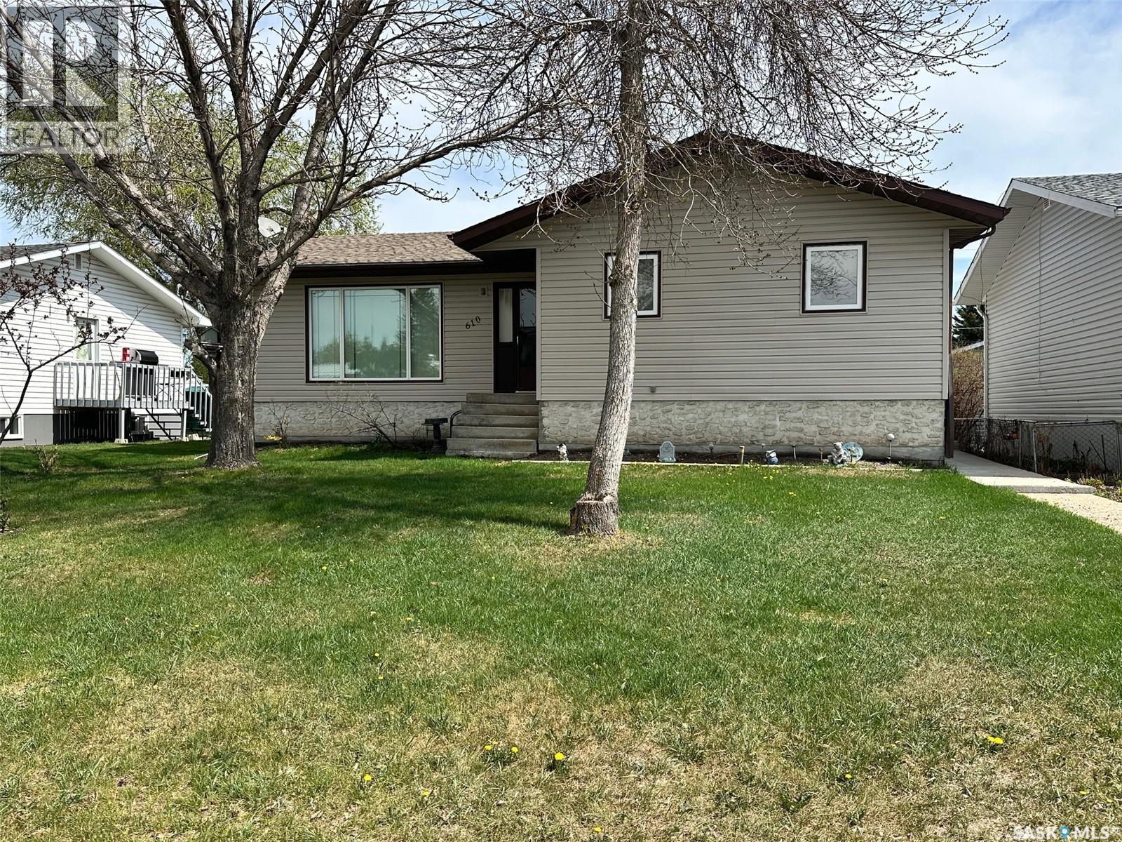 610 Hudson Street, Hudson Bay, Saskatchewan  S0E 0Y0 - Photo 12 - SK034824