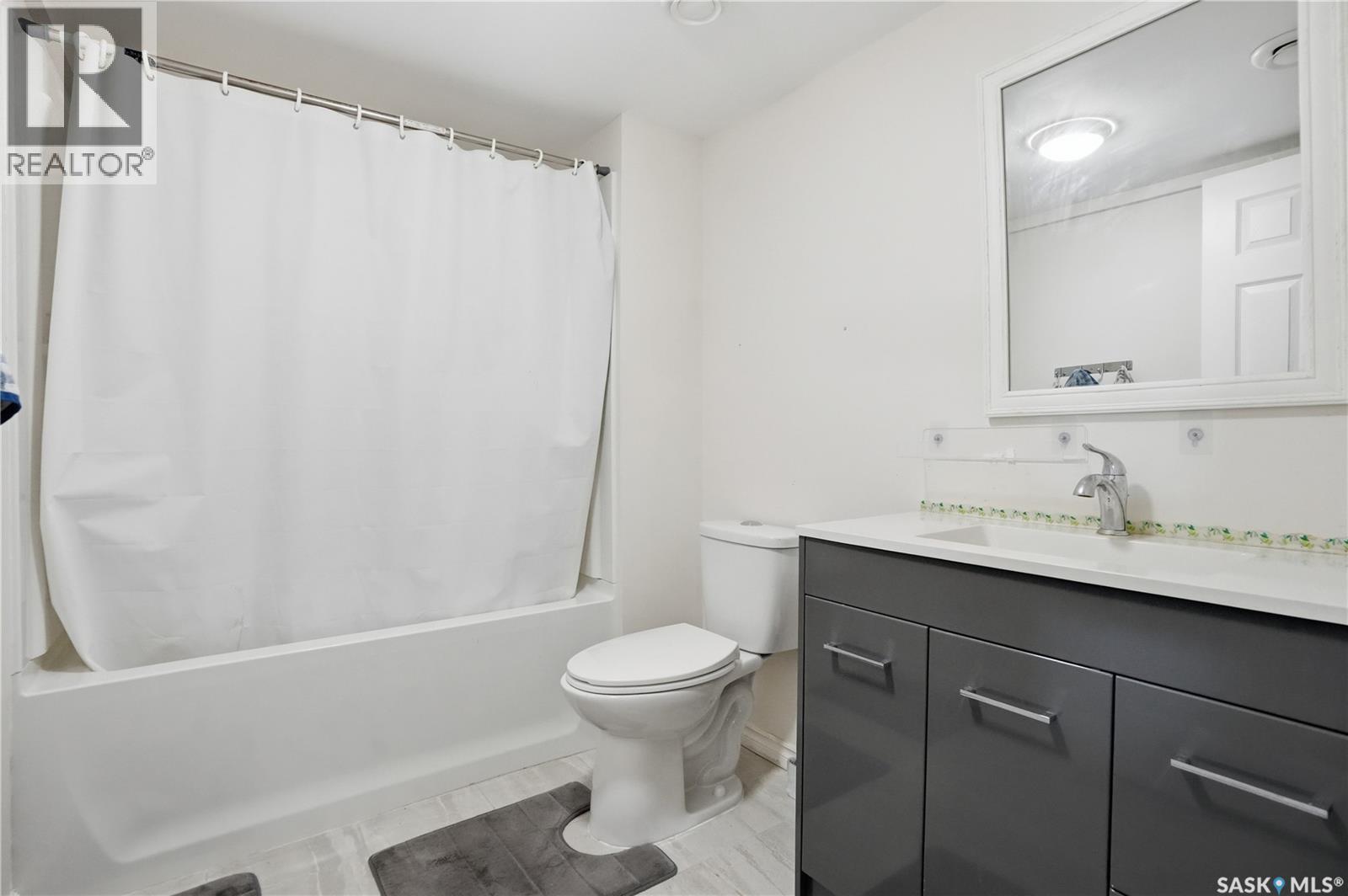 3249 Green Water Drive, Regina, Saskatchewan  S4V 3R6 - Photo 38 - SK034767