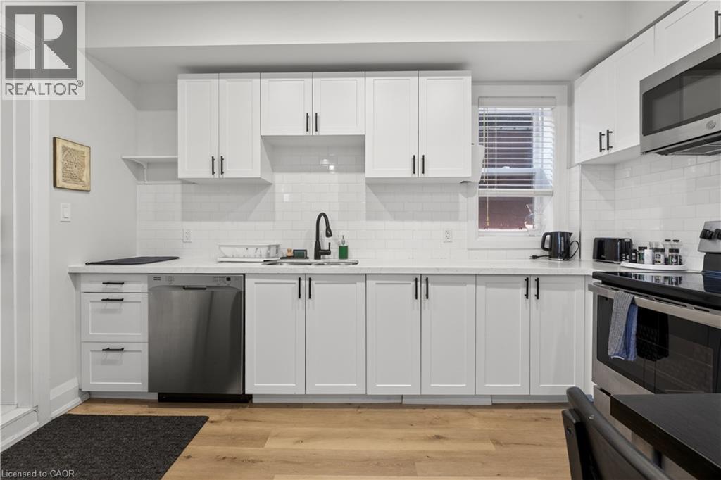 11 Barnesdale Avenue N, Hamilton, Ontario  L8L 6R4 - Photo 21 - 40824624
