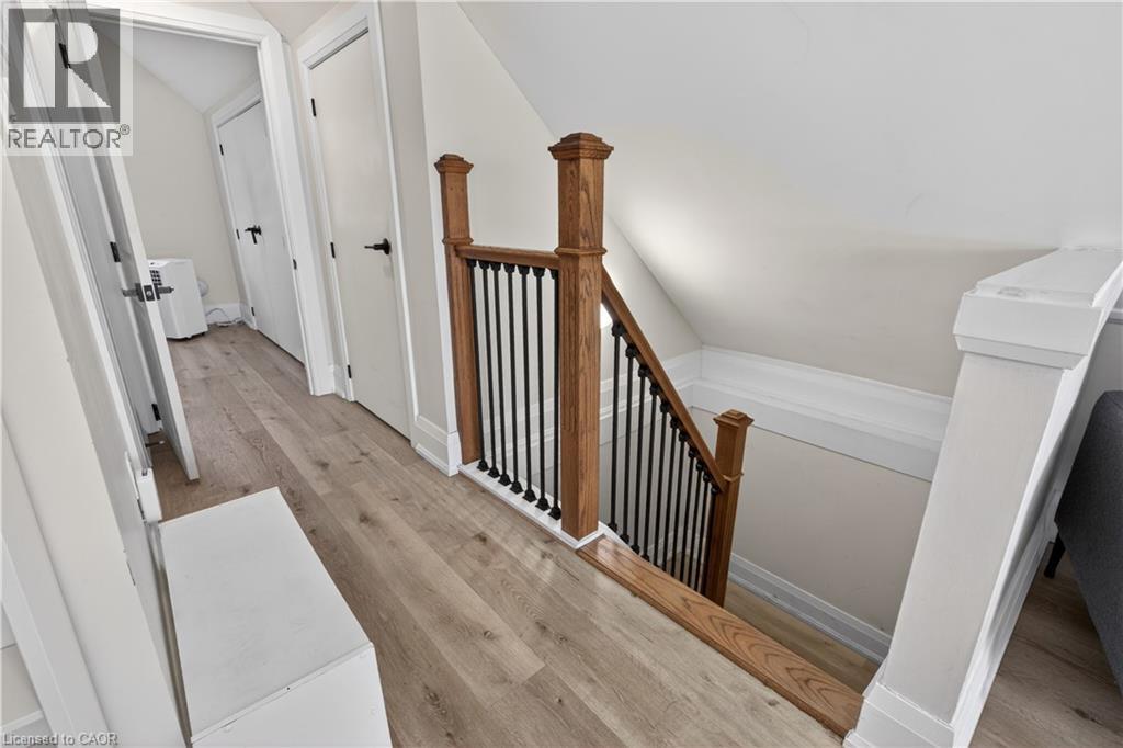 11 Barnesdale Avenue N, Hamilton, Ontario  L8L 6R4 - Photo 32 - 40824624