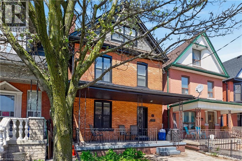 11 Barnesdale Avenue N, Hamilton, Ontario  L8L 6R4 - Photo 3 - 40824641
