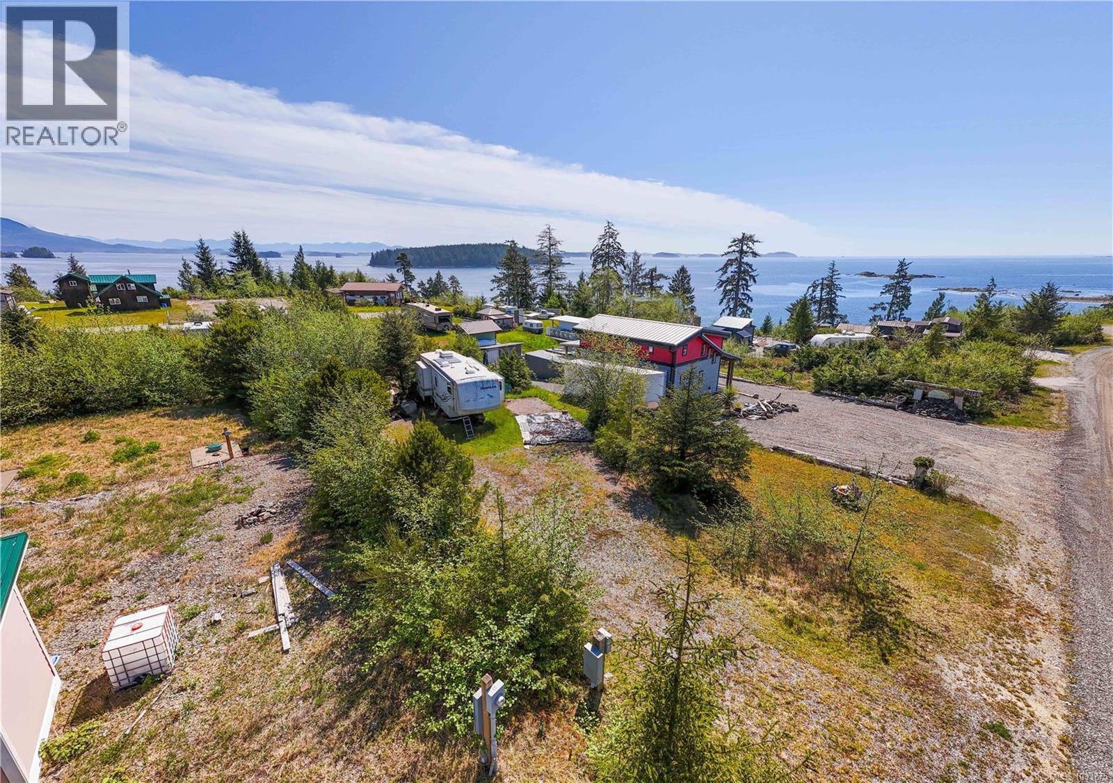 1130 Fourth Ave, Ucluelet, British Columbia  V0R 3A0 - Photo 5 - 1033775