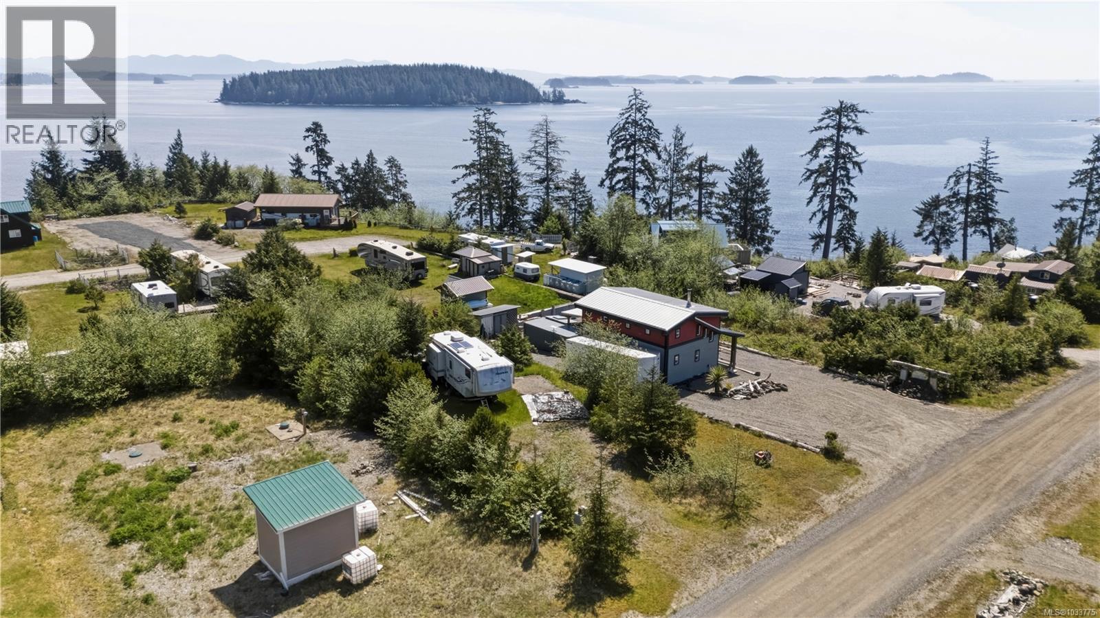 1130 Fourth Ave, Ucluelet, British Columbia  V0R 3A0 - Photo 9 - 1033775