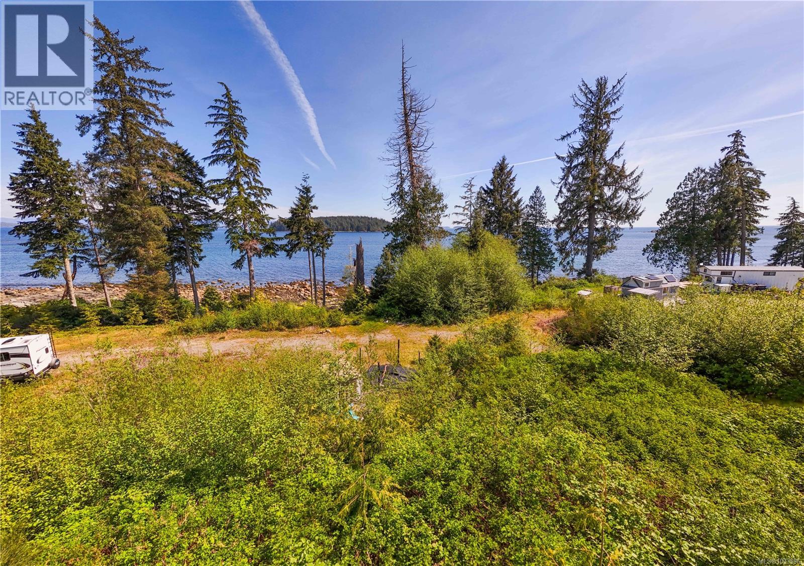 1174 Front St, Ucluelet, British Columbia  V0R 3A0 - Photo 10 - 1033596