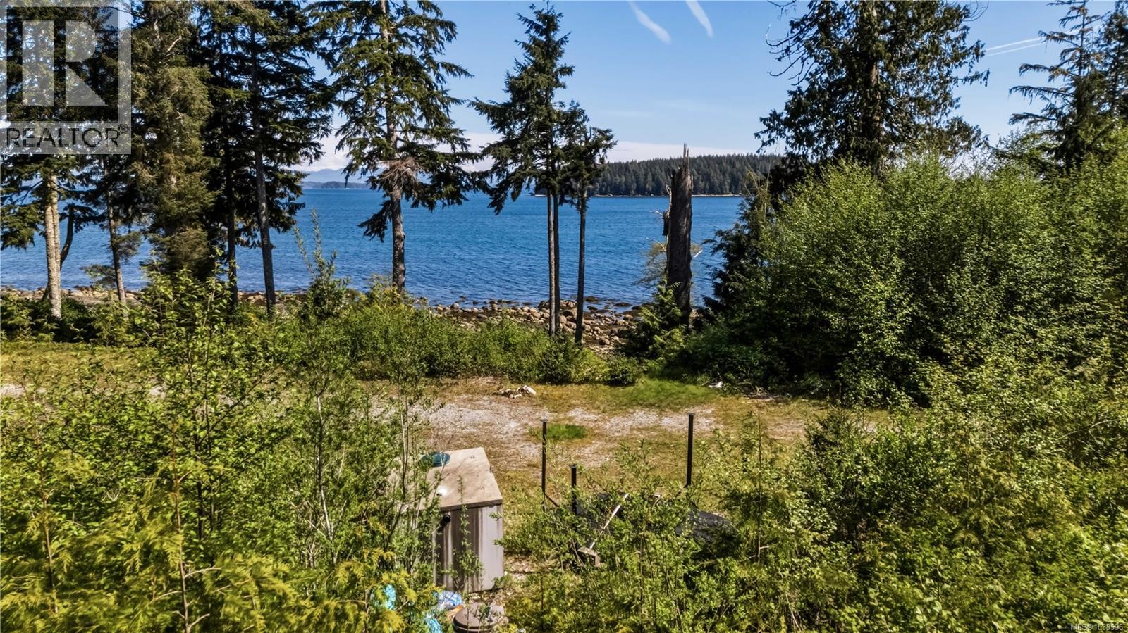 1174 Front St, Ucluelet, British Columbia  V0R 3A0 - Photo 8 - 1033596