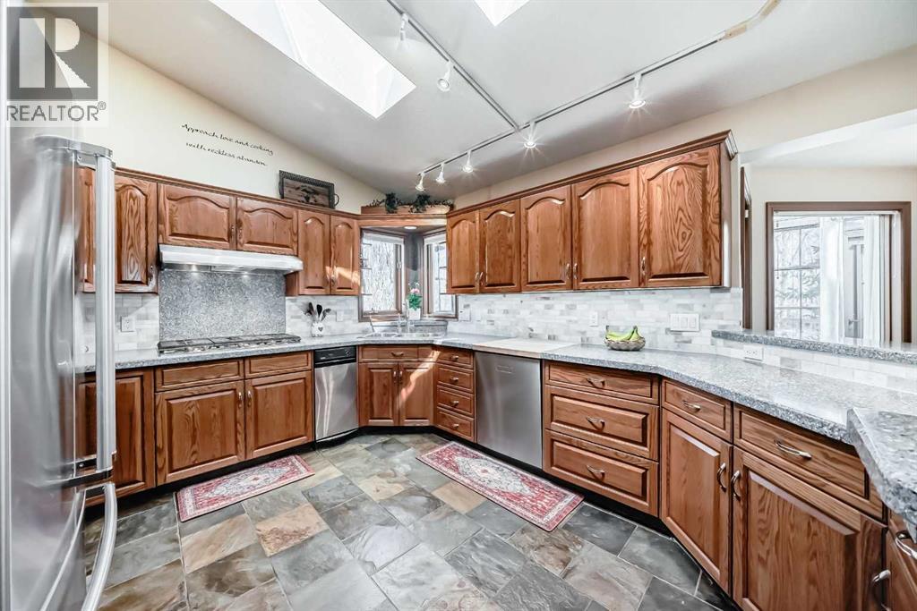29 Deer River Green Se, Calgary, Alberta  T2J 7A2 - Photo 8 - A2307056