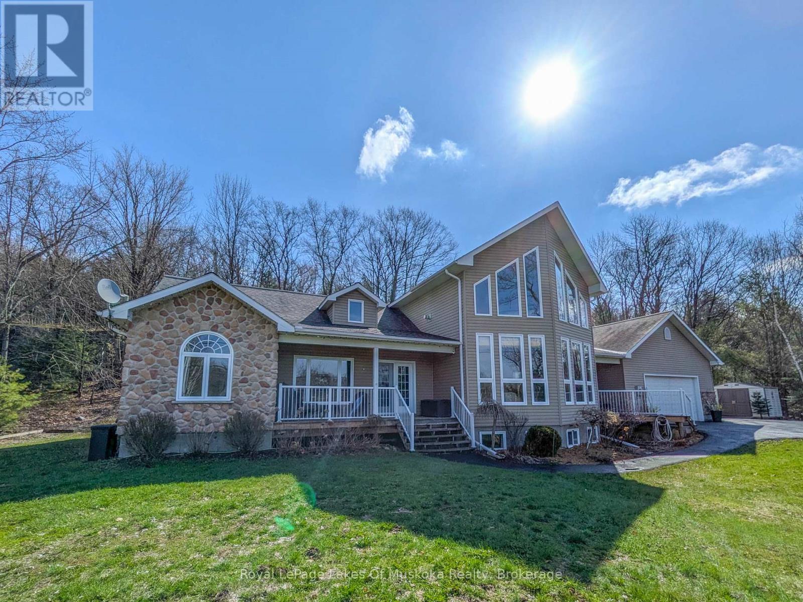 1441 CEDAR LANE, Bracebridge, Ontario
