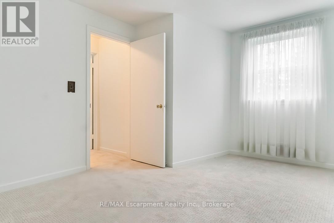 142 Balsam Drive, Oakville, Ontario  L6J 3X5 - Photo 23 - W13080508