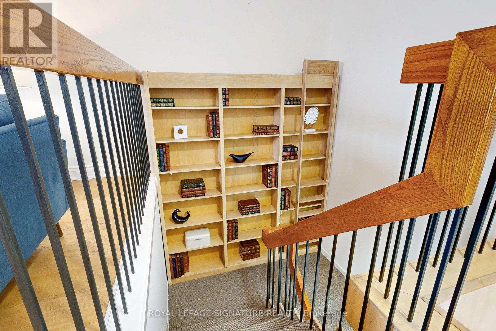 410/204 - 33 Harbour Square, Toronto, Ontario  M5J 2G2 - Photo 17 - C12747616