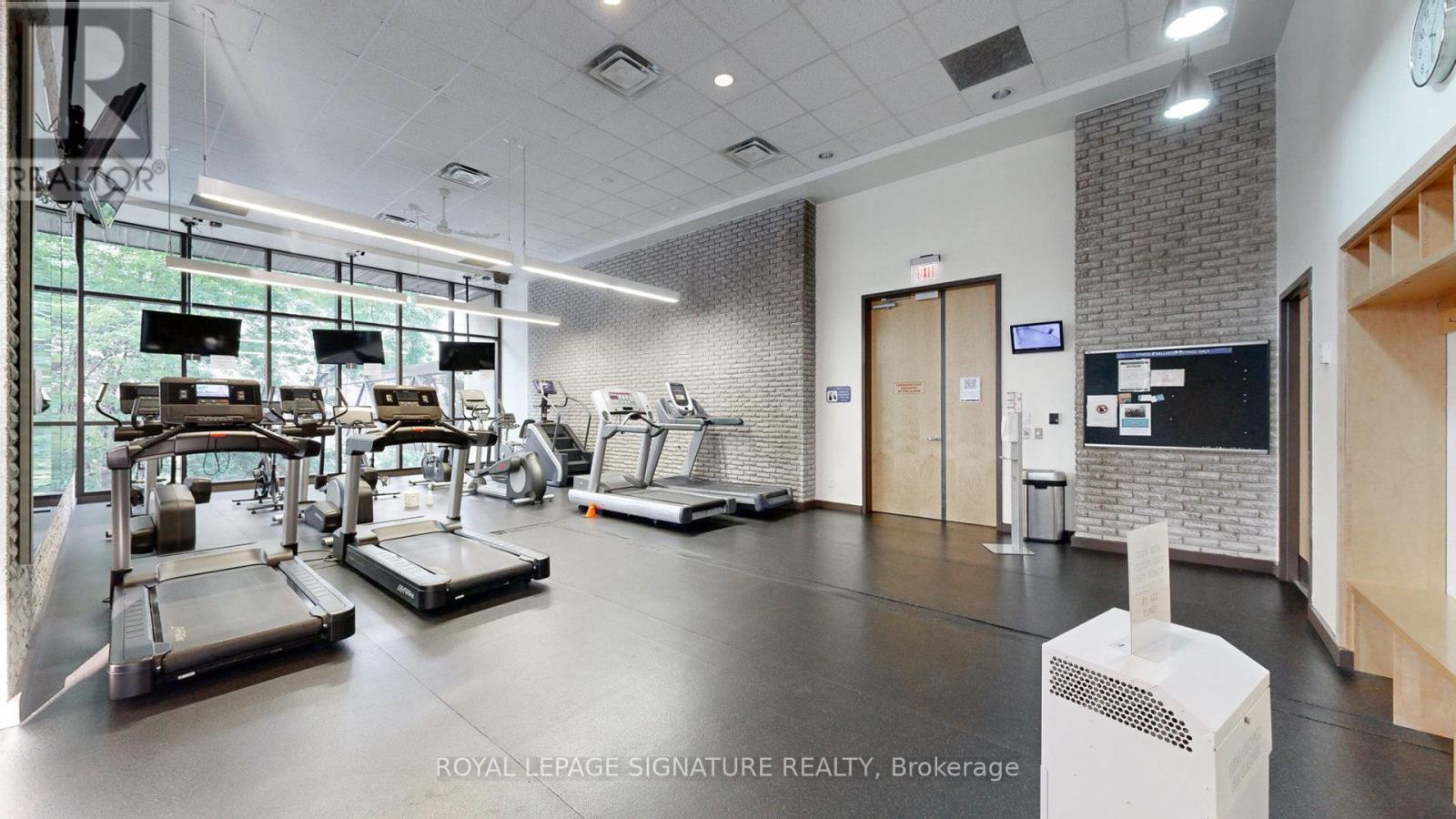 410/204 - 33 Harbour Square, Toronto, Ontario  M5J 2G2 - Photo 42 - C12747616