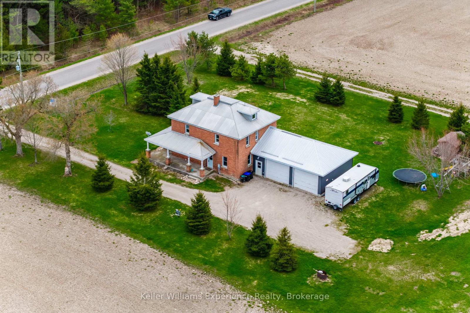 2936 Flos 6 Road W, Springwater, Ontario  L0L 1P0 - Photo 47 - S13029266