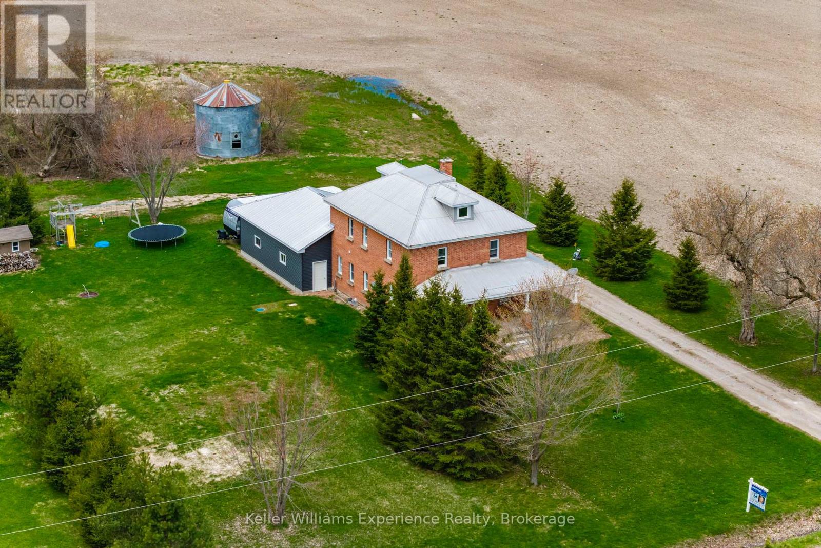 2936 Flos 6 Road W, Springwater, Ontario  L0L 1P0 - Photo 46 - S13029266