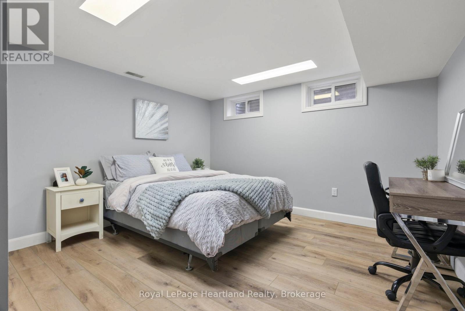 156 John Street N, Minto, Ontario  N0G 1Z0 - Photo 23 - X12847332