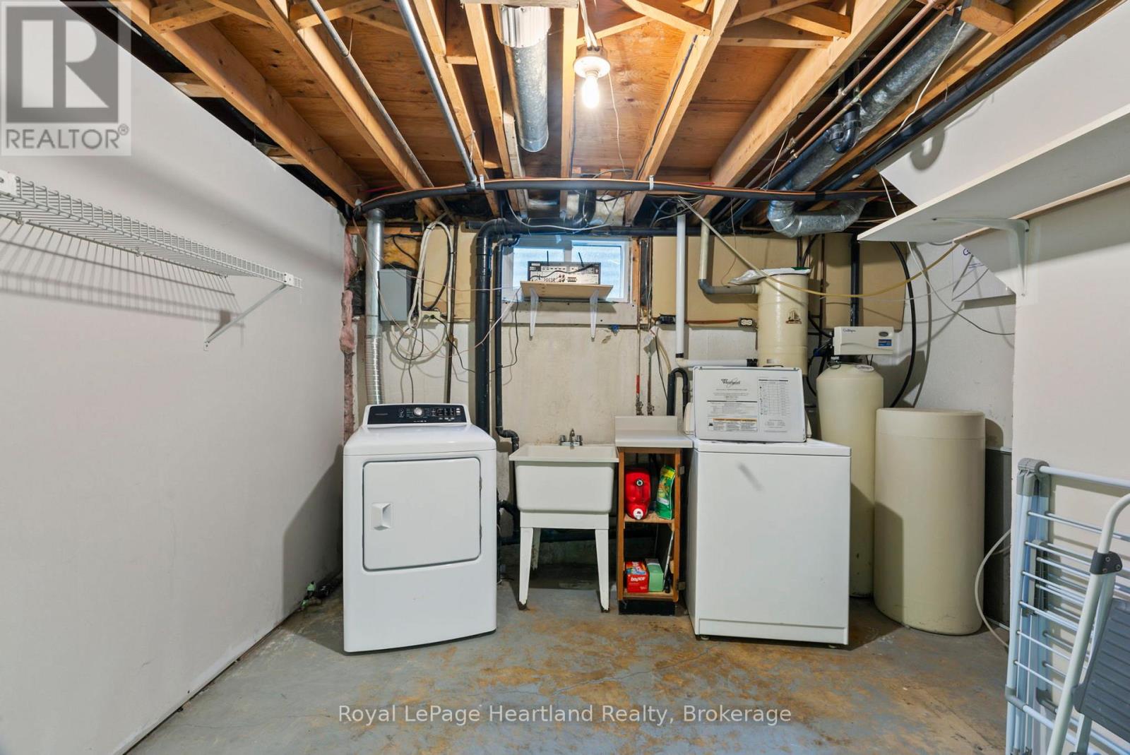 156 John Street N, Minto, Ontario  N0G 1Z0 - Photo 30 - X12847332
