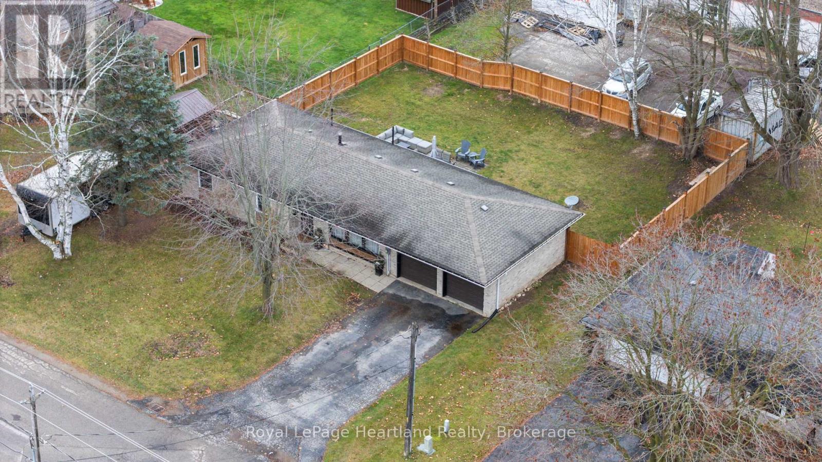 156 John Street N, Minto, Ontario  N0G 1Z0 - Photo 42 - X12847332