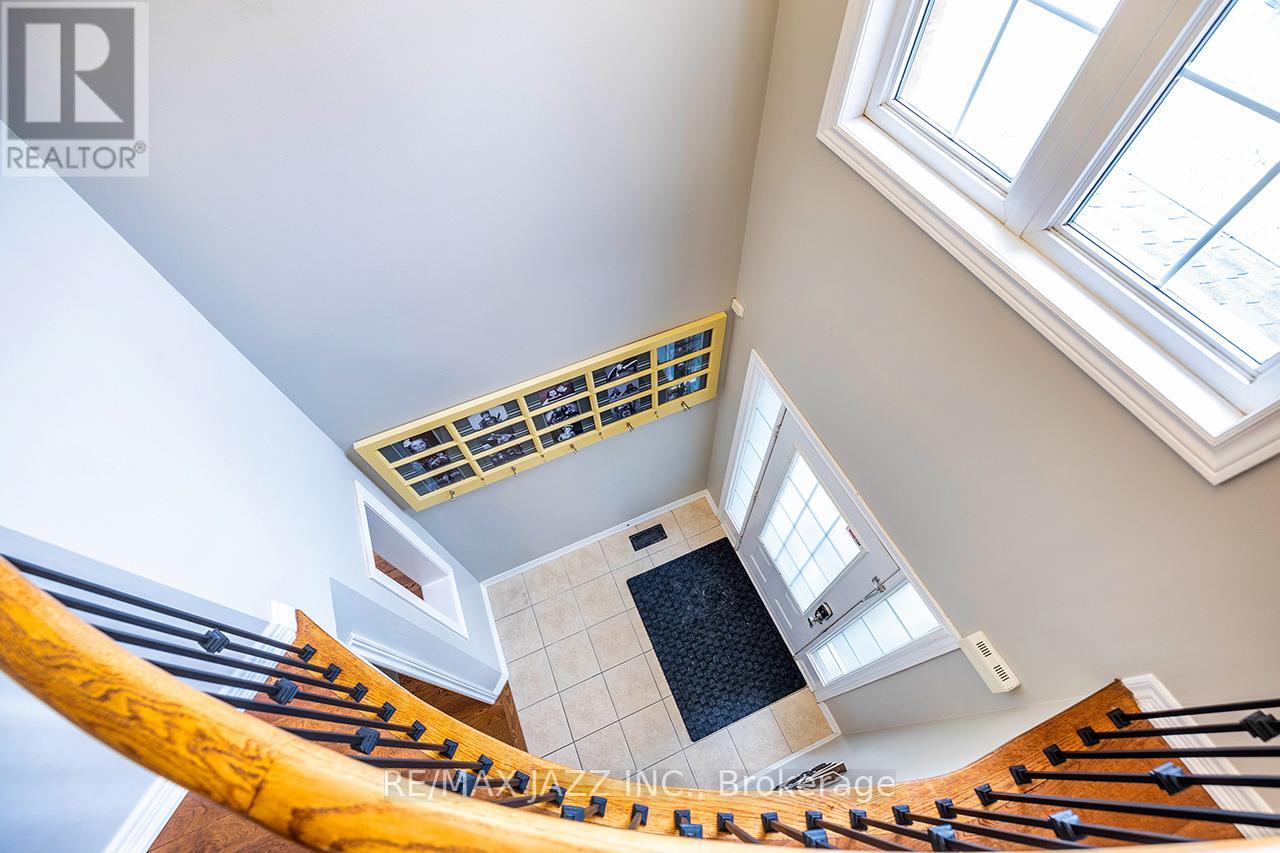174 Southfield Avenue, Clarington, Ontario  L1E 3K1 - Photo 7 - E12953438