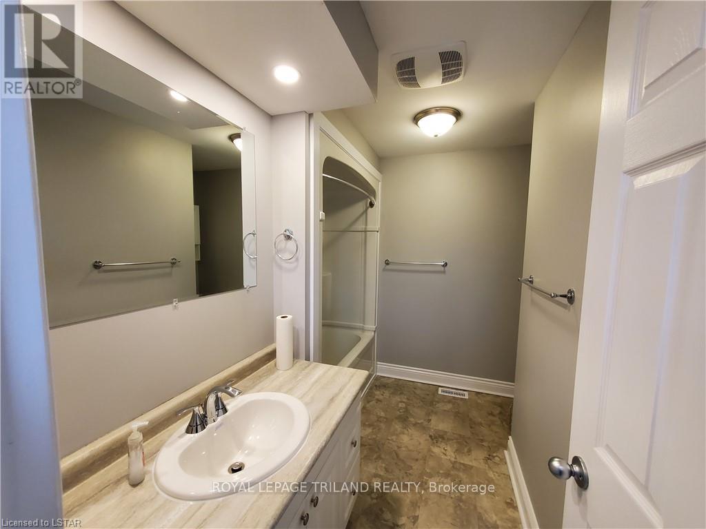 A - 125 Balaclava Street, St. Thomas, Ontario  N5P 3C8 - Photo 10 - X13080324