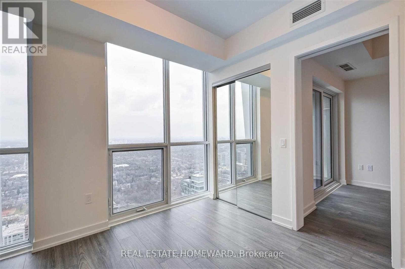 4506 - 1 Yorkville Avenue, Toronto, Ontario  M4W 0B1 - Photo 5 - C12975934