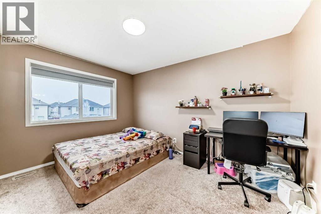 32 Saddlebrook Place NE, Calgary, Alberta  T3J 5M3 - Photo 13 - A2307776