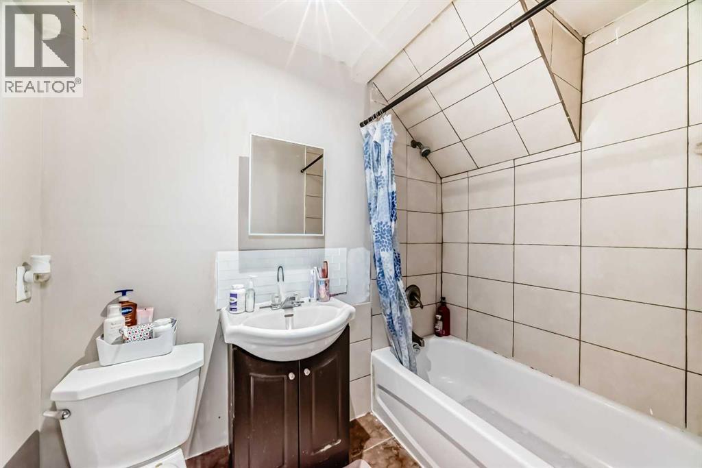 32 Saddlebrook Place NE, Calgary, Alberta  T3J 5M3 - Photo 31 - A2307776