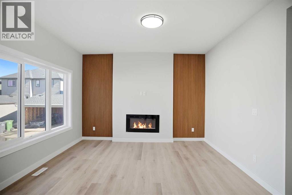 109 Corner Glen Green NE, Calgary, Alberta  T3N 2P7 - Photo 5 - A2307042