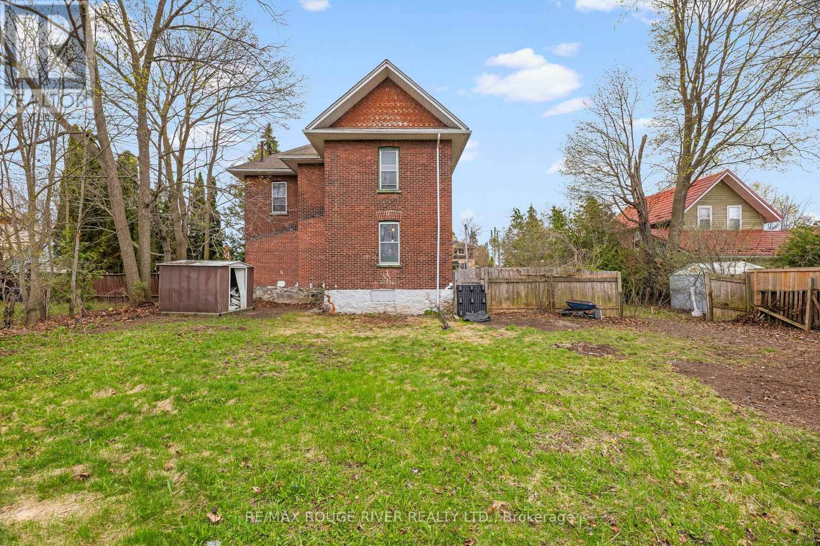 56 Melbourne Street W, Kawartha Lakes, Ontario  K9V 2T1 - Photo 8 - X13080454