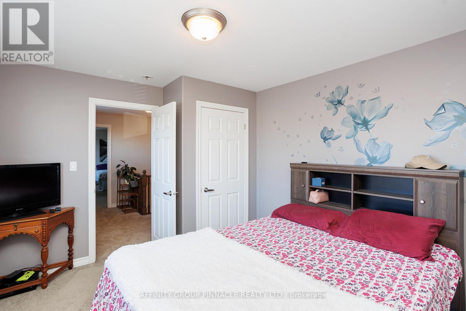 11 Moynes Court, Kawartha Lakes, Ontario  K9V 0L2 - Photo 24 - X13080506