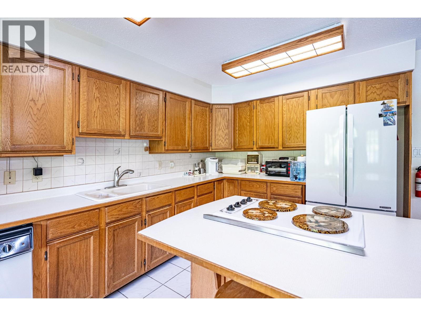 2117 Knightswood Place, Burnaby, British Columbia  V5A 4B9 - Photo 19 - R3118861