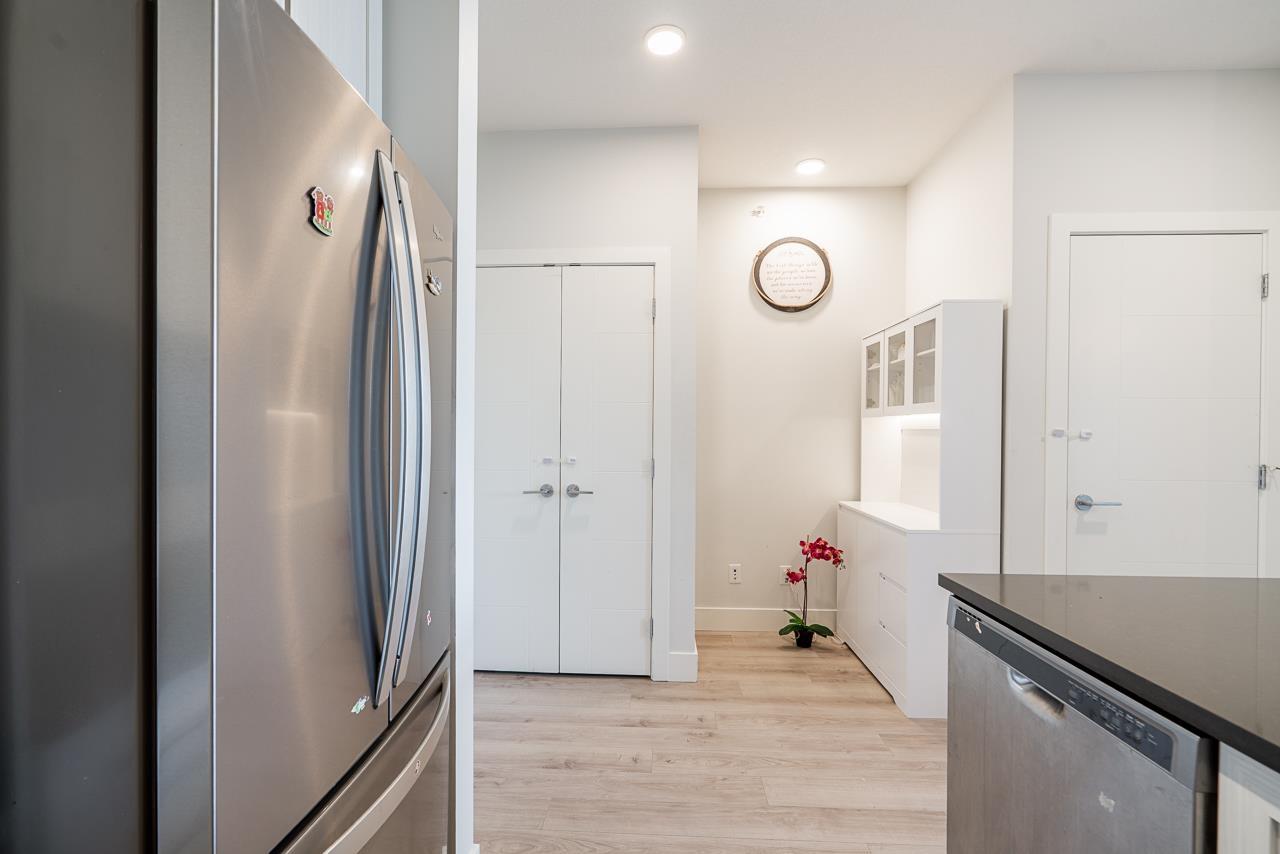 417 2960 151 Street, Surrey, British Columbia  V4P 0G3 - Photo 6 - R3117012