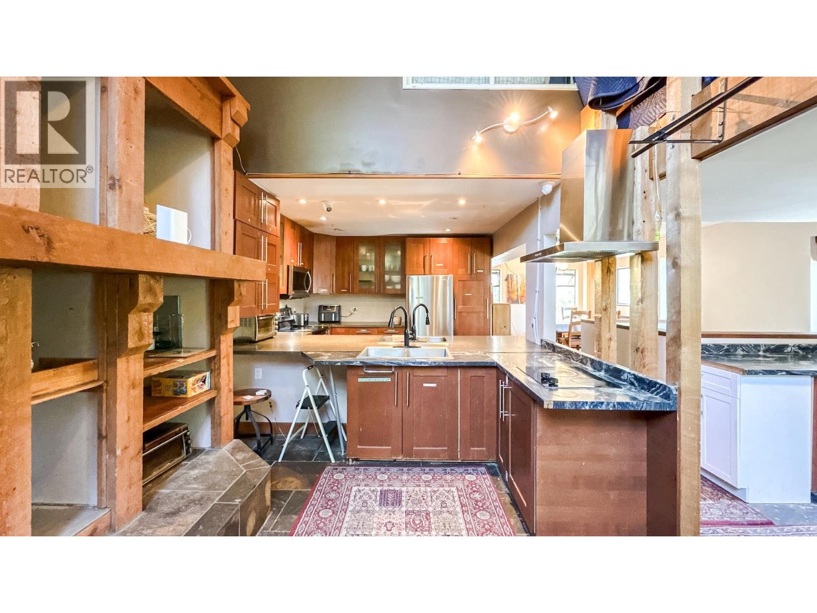 2299 Brandywine Way, Whistler, British Columbia  V8E 0A8 - Photo 11 - R3118796