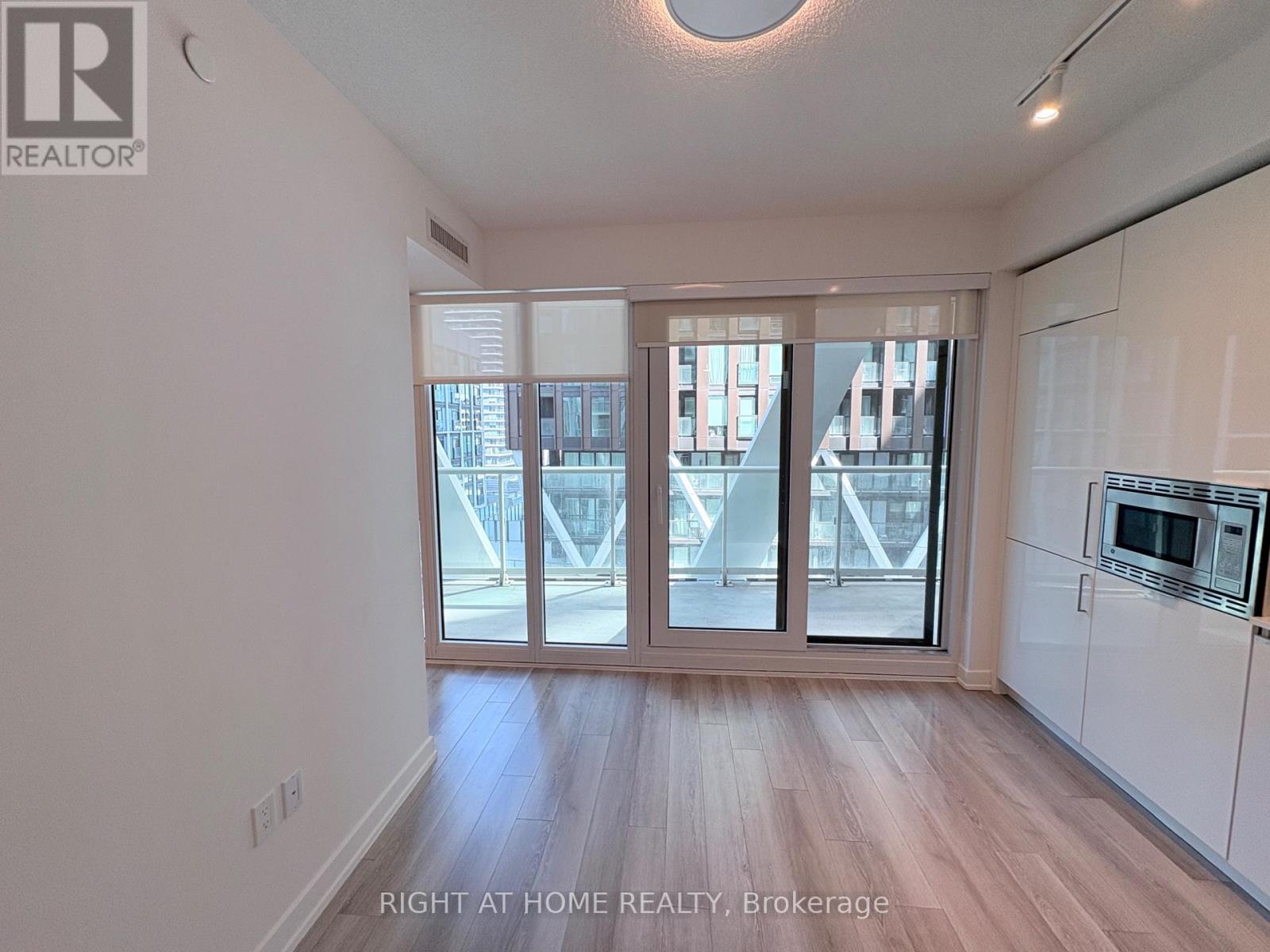 1436 - 230 Simcoe Street, Toronto, Ontario  M5T 1T4 - Photo 9 - C13080426
