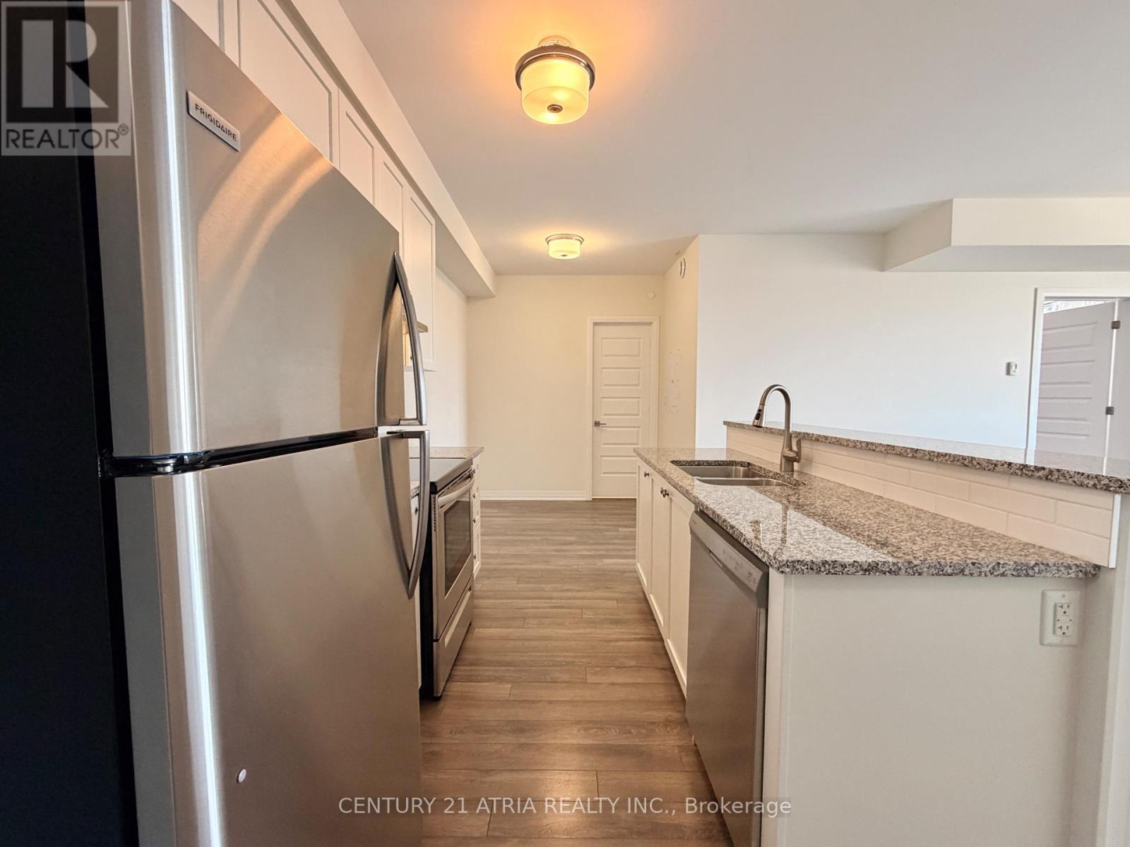 607 - 58 Adam Sellers Street, Markham, Ontario  L6B 1P5 - Photo 4 - N12974494