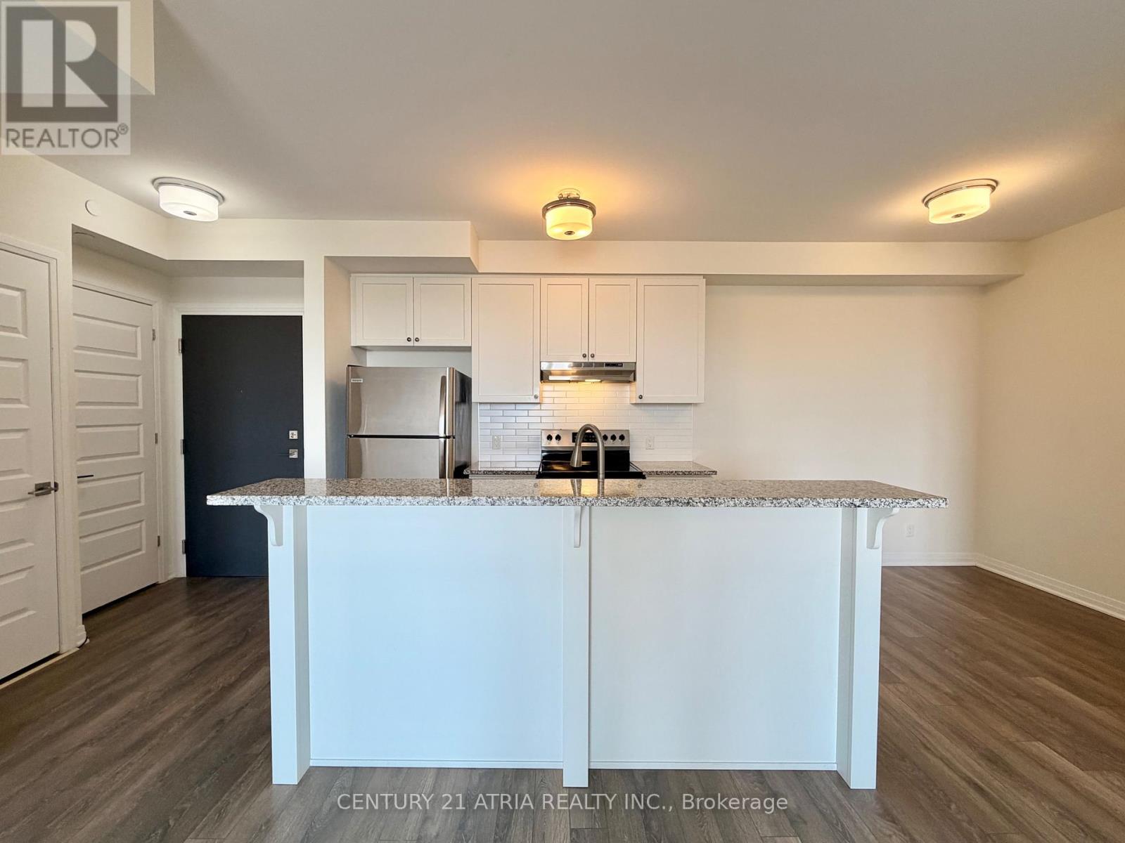 607 - 58 Adam Sellers Street, Markham, Ontario  L6B 1P5 - Photo 5 - N12974494