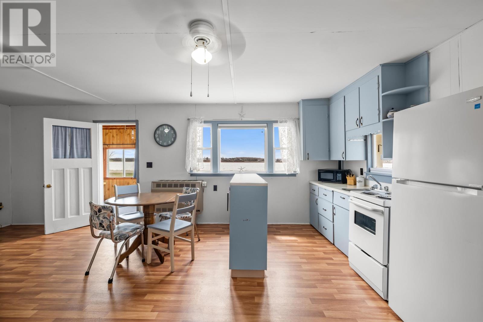 3388 Bayshore Road, Stanhope, Prince Edward Island  C0A 1P0 - Photo 12 - 202609620
