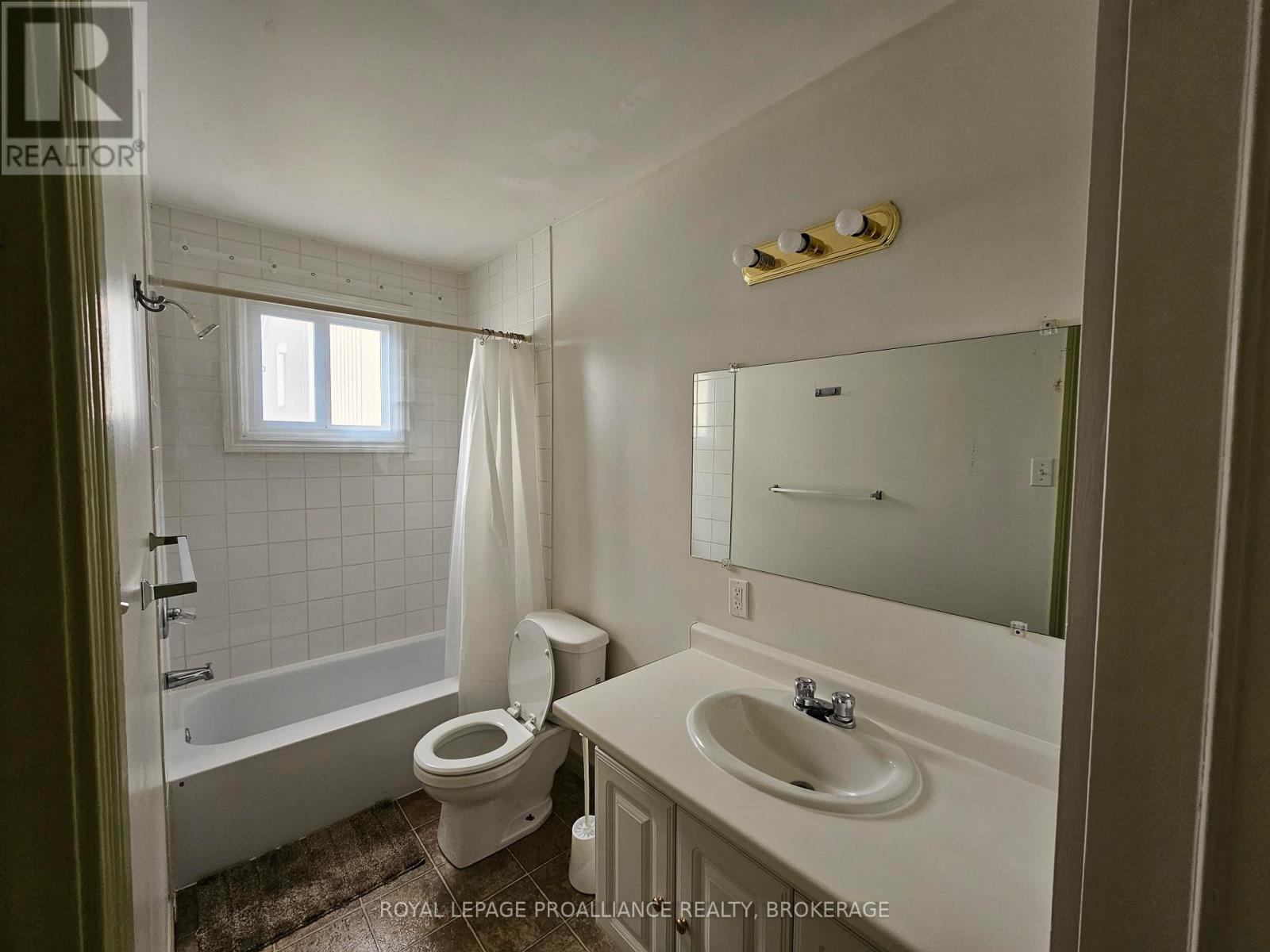 1 - 153 Brock Street, Kingston, Ontario  K7L 1S2 - Photo 10 - X13080556