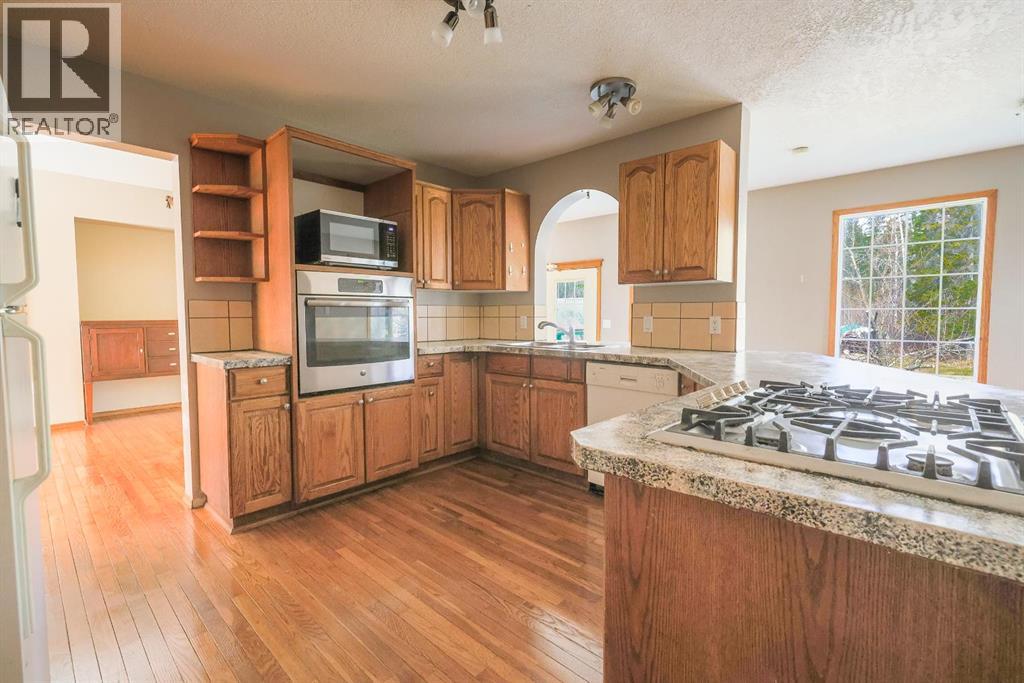 392076 Range Road 8-0, Rural Clearwater County, Alberta  T4T 2A4 - Photo 7 - A2305535