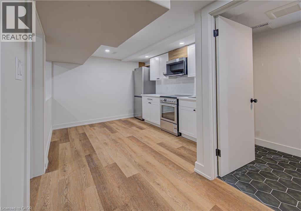 10 Weaver Street Unit# Lower, Cambridge, Ontario  N3C 1V8 - Photo 6 - 40816945
