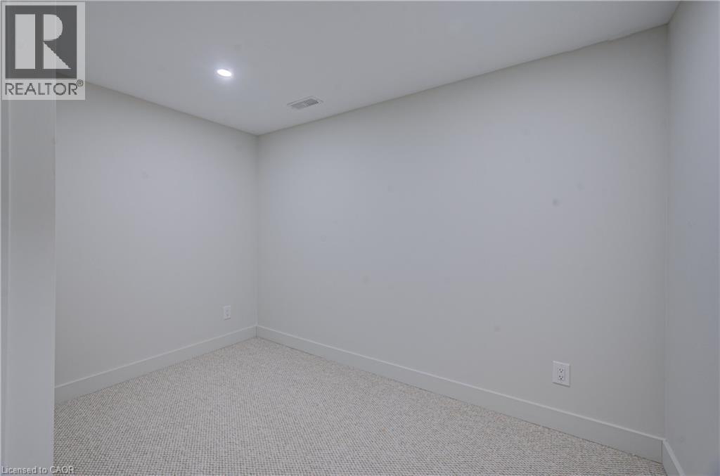 10 Weaver Street Unit# Lower, Cambridge, Ontario  N3C 1V8 - Photo 27 - 40816945