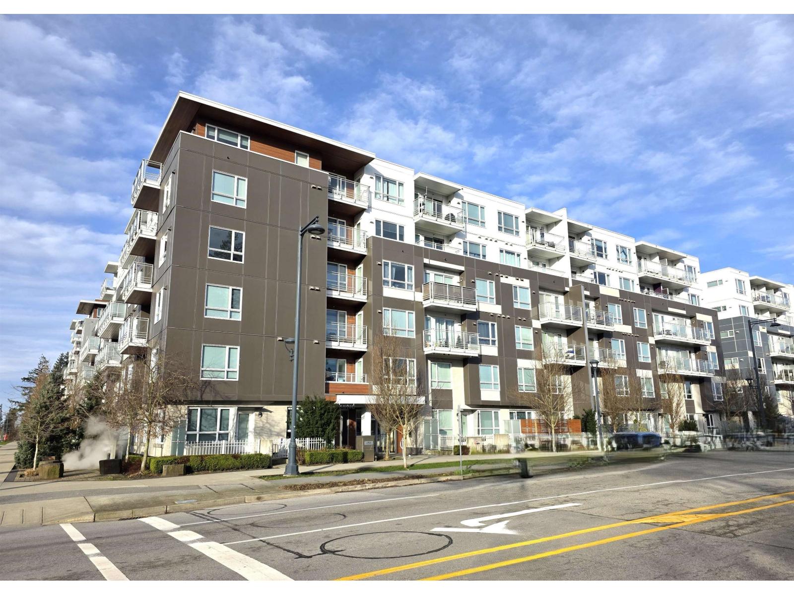 104 10581 140 Street, Surrey, British Columbia  V3T 0M7 - Photo 1 - R3118963