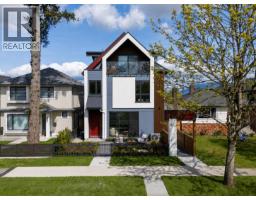 1 3141 E 19 AVENUE, Vancouver, British Columbia