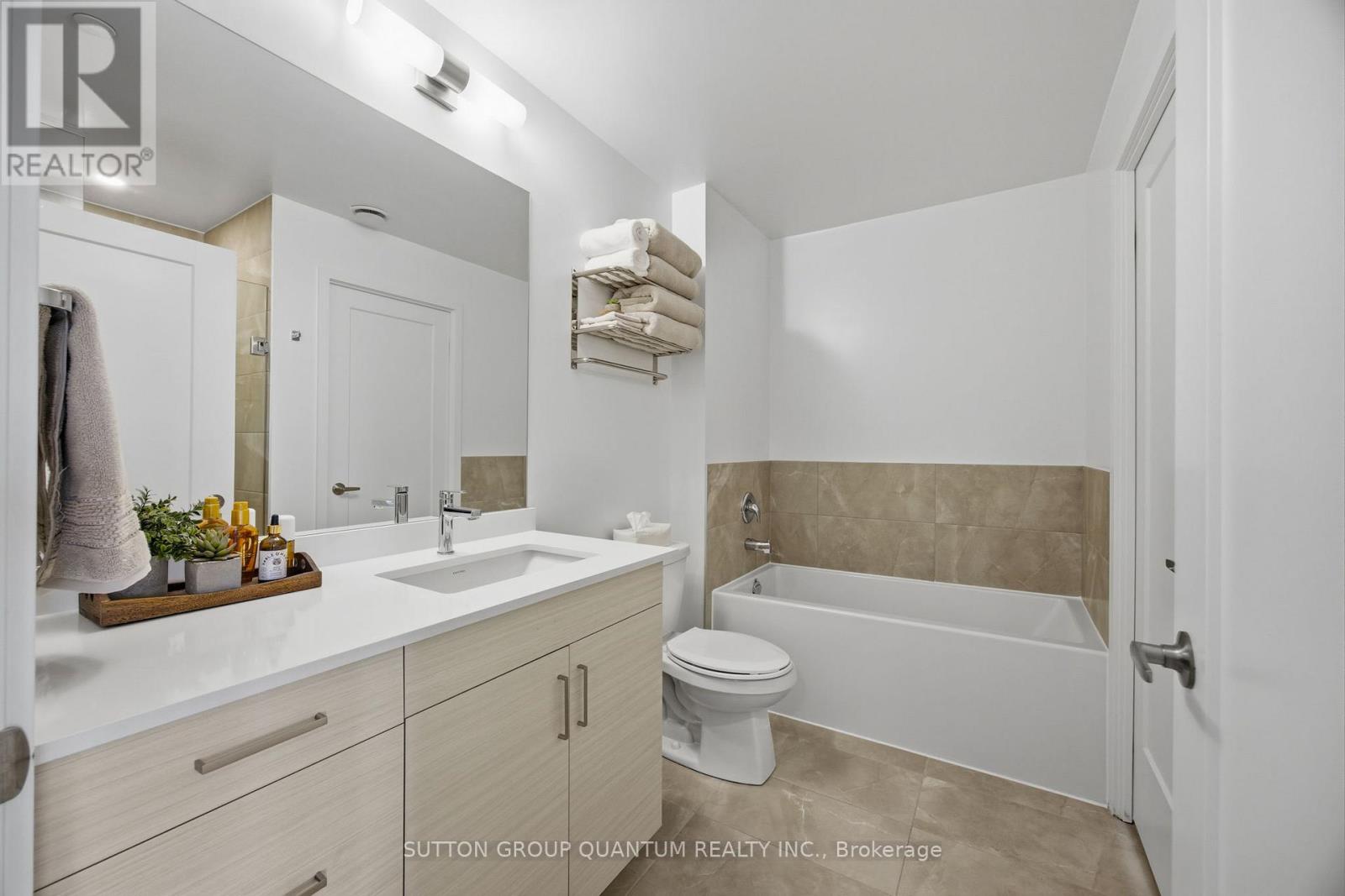 1903 - 1035 Southdown Road, Mississauga, Ontario  L5J 0A2 - Photo 23 - W13080416