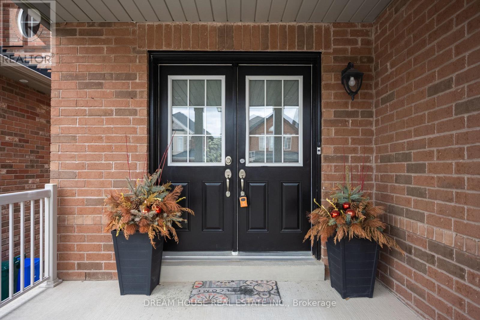 353 Michener Place, Milton, Ontario  L9T 8P4 - Photo 3 - W13080424