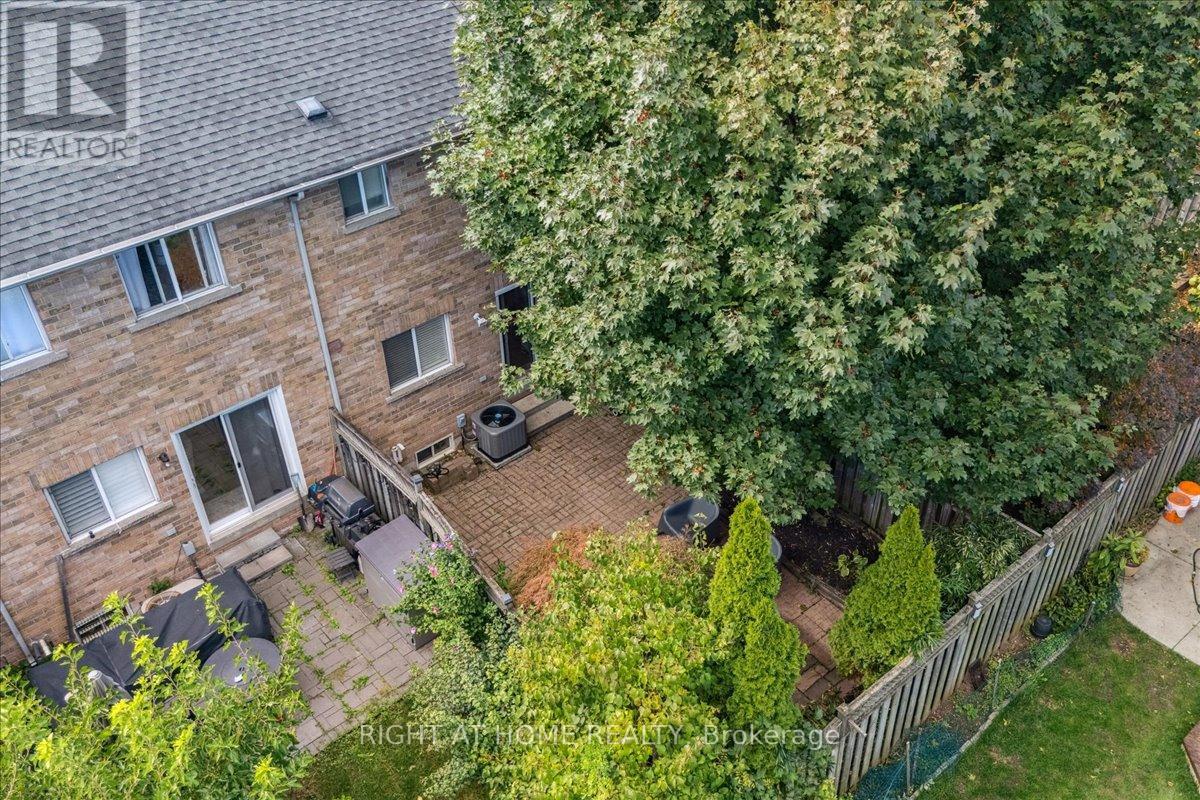 555 Taylor Crescent, Burlington, Ontario  L7L 6J7 - Photo 34 - W13080472