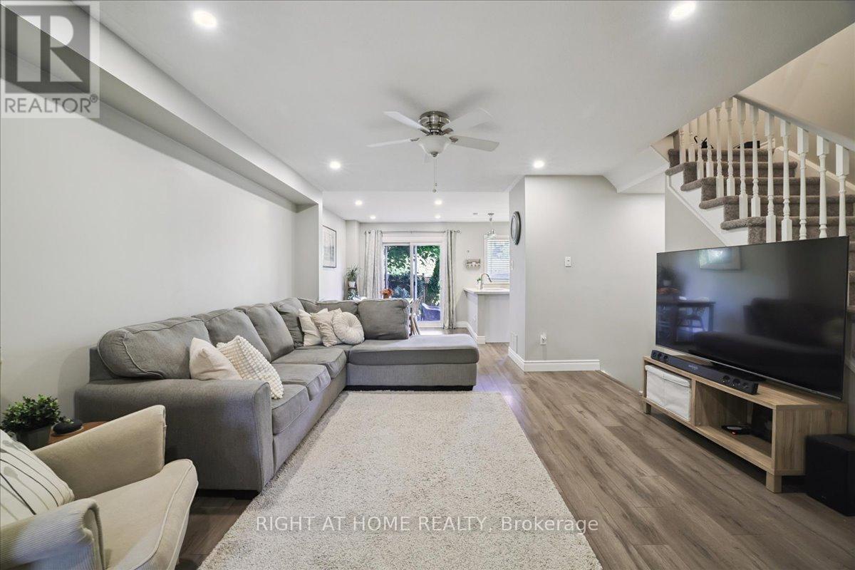 555 Taylor Crescent, Burlington, Ontario  L7L 6J7 - Photo 8 - W13080472