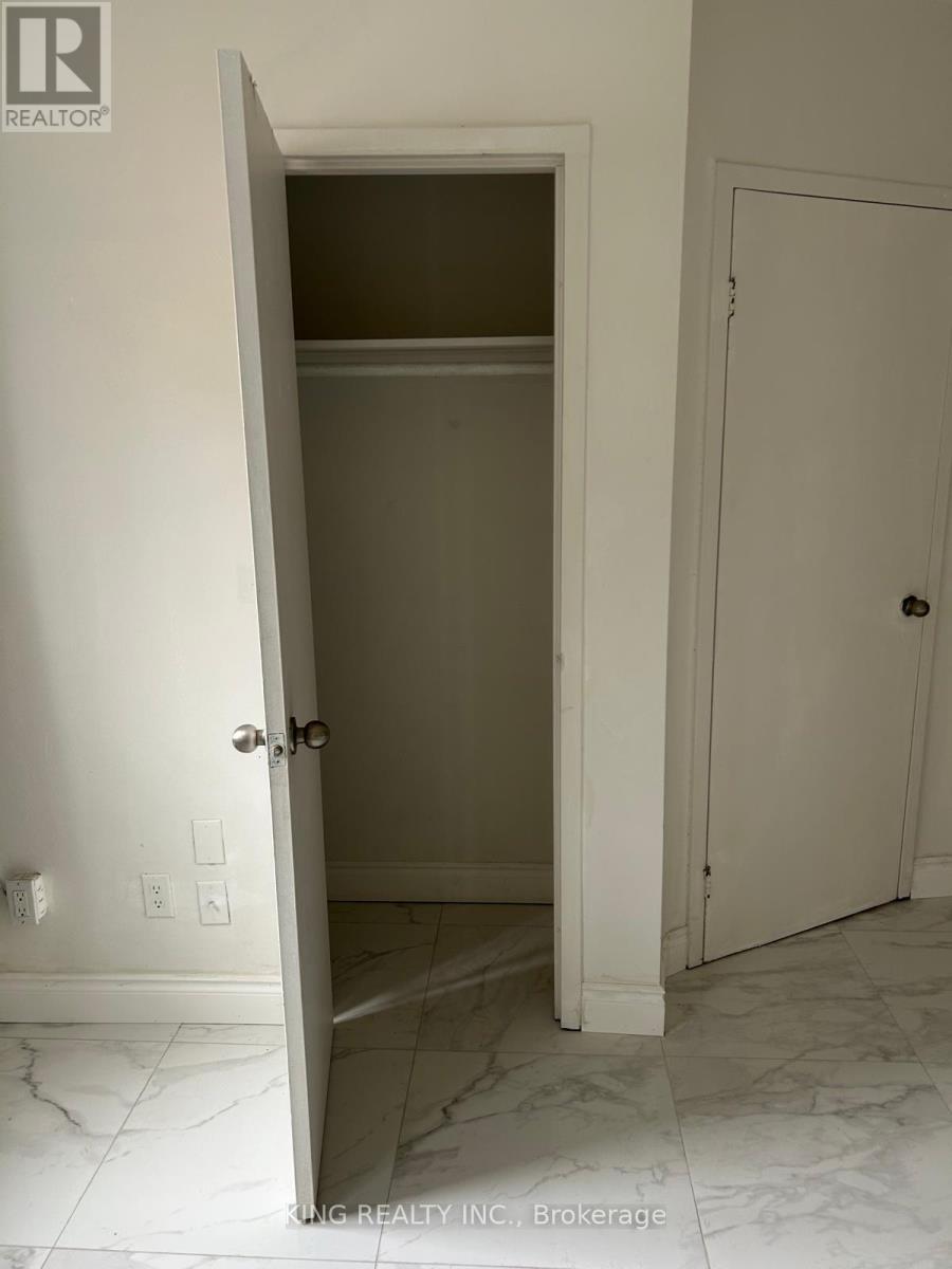 202 - 2 Elm Grove Avenue, Toronto, Ontario  M6K 2J1 - Photo 3 - W13080500
