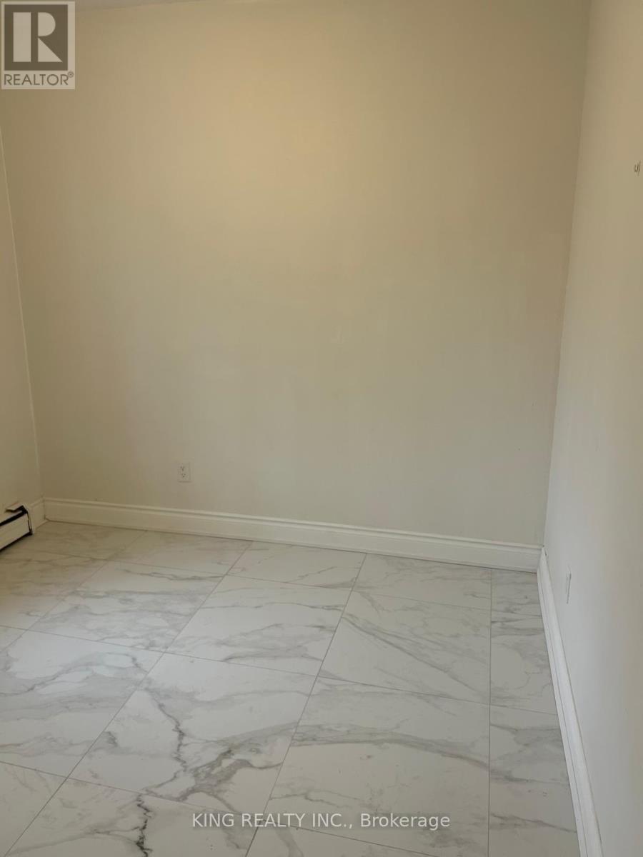 202 - 2 Elm Grove Avenue, Toronto, Ontario  M6K 2J1 - Photo 6 - W13080500