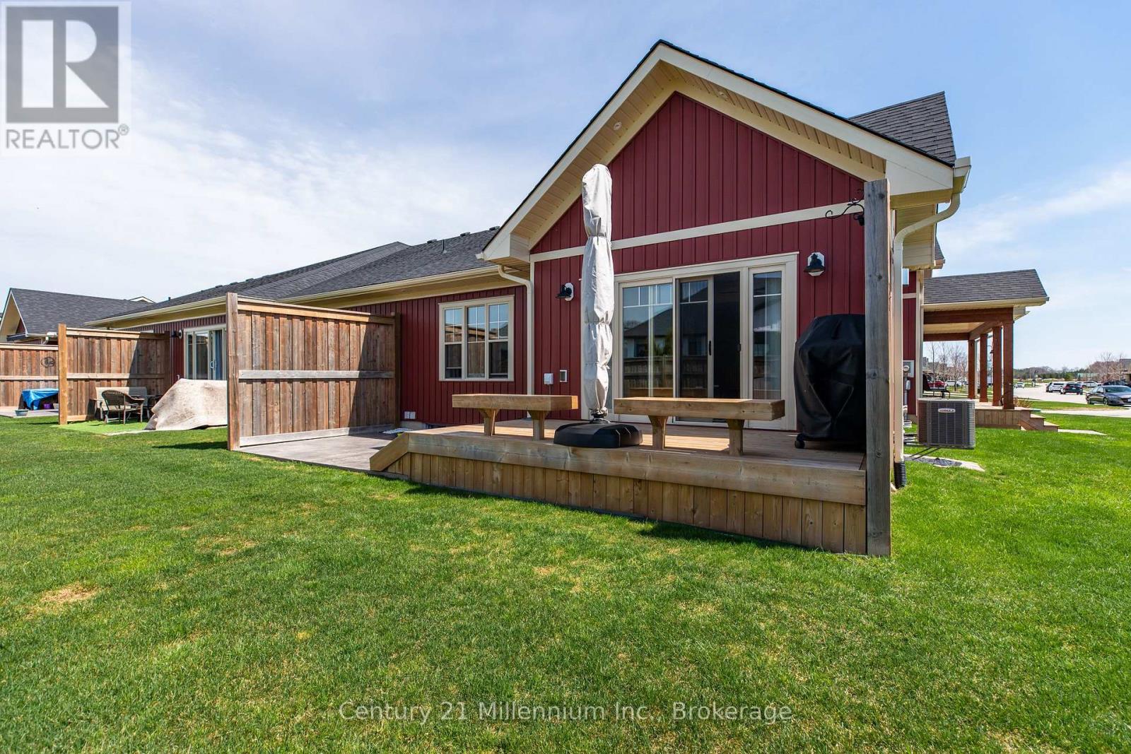 1 Eagle Court, Saugeen Shores, Ontario  N0H 2C3 - Photo 3 - X12588830