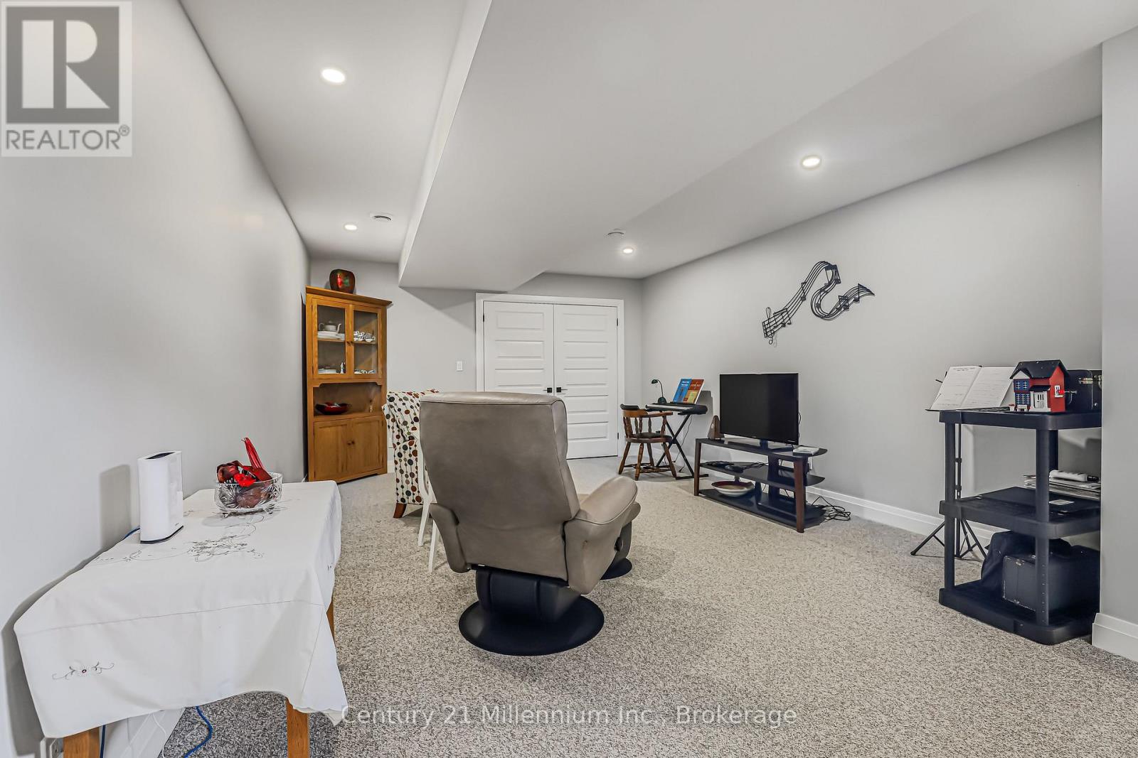1 Eagle Court, Saugeen Shores, Ontario  N0H 2C3 - Photo 36 - X12588830