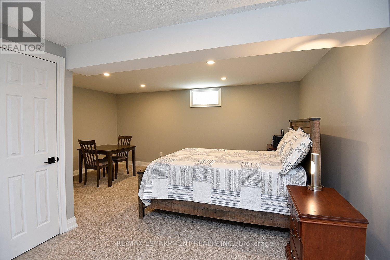 49 Riveroaks Drive, Hamilton, Ontario  L0R 1W0 - Photo 26 - X13080420